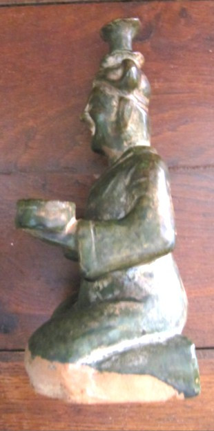 Arztstatuette aus grün glasierter Terrakotta, asiatischer Herkunft, China, 19. Jahrhundert