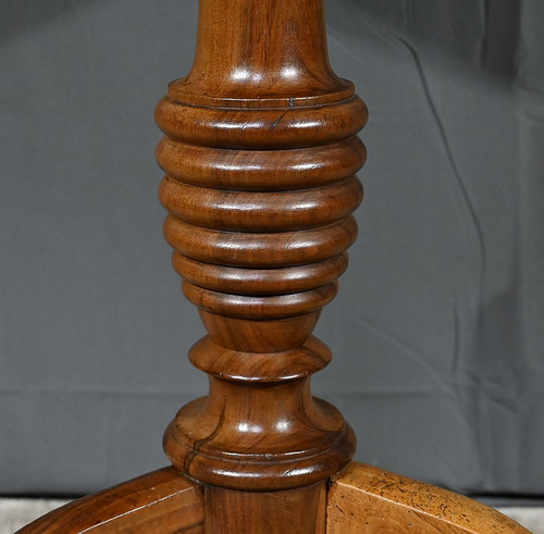 Walnut Pedestal Table, Louis-Philippe period – 1st part 19th century