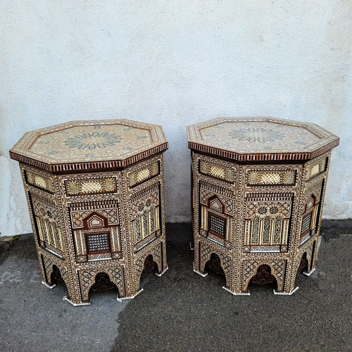 Pair Of Tall And Large Oriental Pedestal Tables In Marquetry, 20th Century