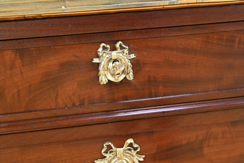 Cuban Mahogany Chest of Drawers, Louis XVI Period – 2nd Part 18th Century