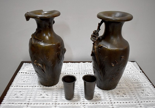 Paire de vases en Régule signés A. Moreau - XIXe