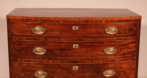 A Small Mahogany Chest Of Drawers With Inlays - 18th Century