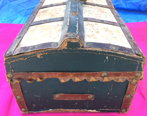 Late 19th century Gothic style wooden mail box