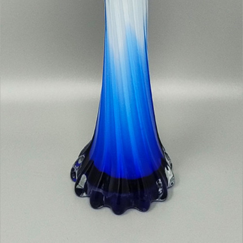 1960 Stupefacente vaso "Calla Lily" di Jack in the Pulpit in vetro di Murano.