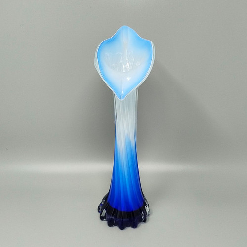 1960 Stupefacente vaso "Calla Lily" di Jack in the Pulpit in vetro di Murano.