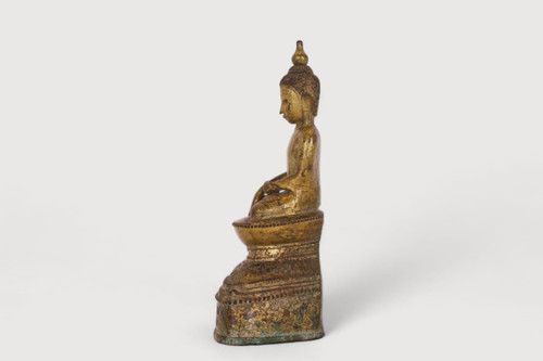 Shan Buddha aus vergoldeter Bronze.