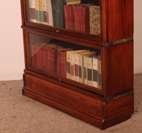 Globe Wernicke Bookcase In Mahogany Of 3 Elements