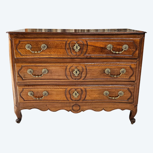 18th Century Louis XV Slightly Curved Walnut Chest Of Drawers