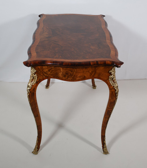 Table à jeux en ronce de noyer Edwards et Roberts circa 1890