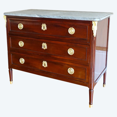 Louis XVI Directoire chest of drawers, speckled mahogany, Turquin marble - 18th century 113cm x 89.5cm