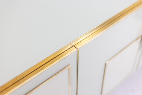 Geometric sideboard in glass and gilded brass. Contemporary Italian work. LS58902059D