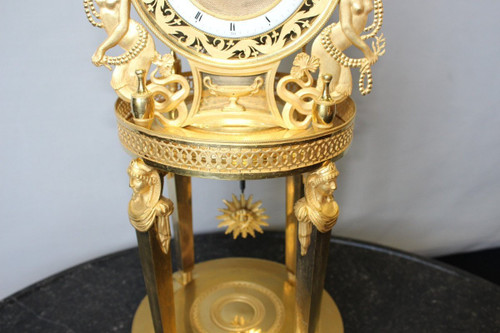 Important Caryatid Clock from the Empire Period