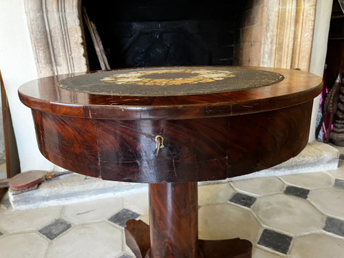 Empire pedestal table