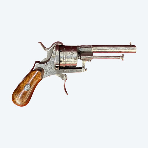 Pinfire revolver, engraved, six shots, caliber 7 mm