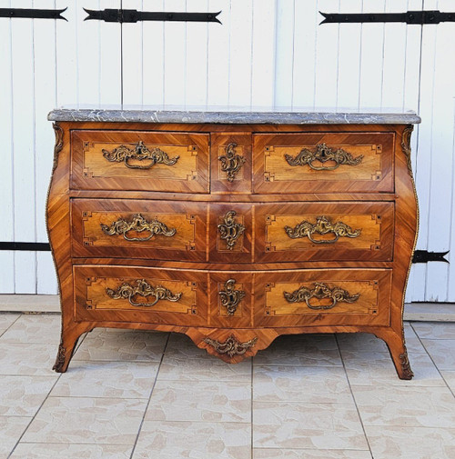 Louis XV all sides curved chest of drawers 18th century