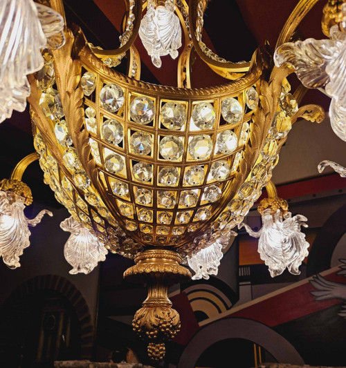 Important Chandelier In Gilt Bronze And Crystal 13 Lights