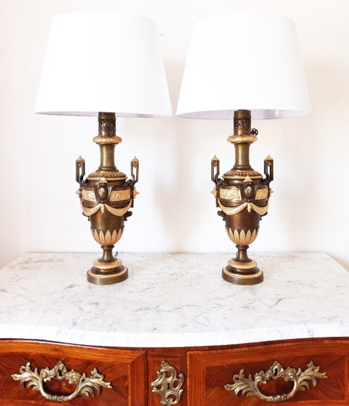 Important Pair Of Antique Lamps In Patinated And Gilded Bronze 19th Century