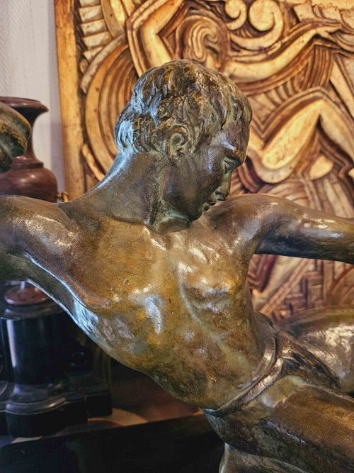 Salvator Riolo Art Deco Bogenschütze aus patinierter Bronze