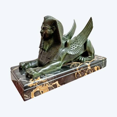 Geflügelte Sphinx mit Männerkopf aus Bronze, um 1930