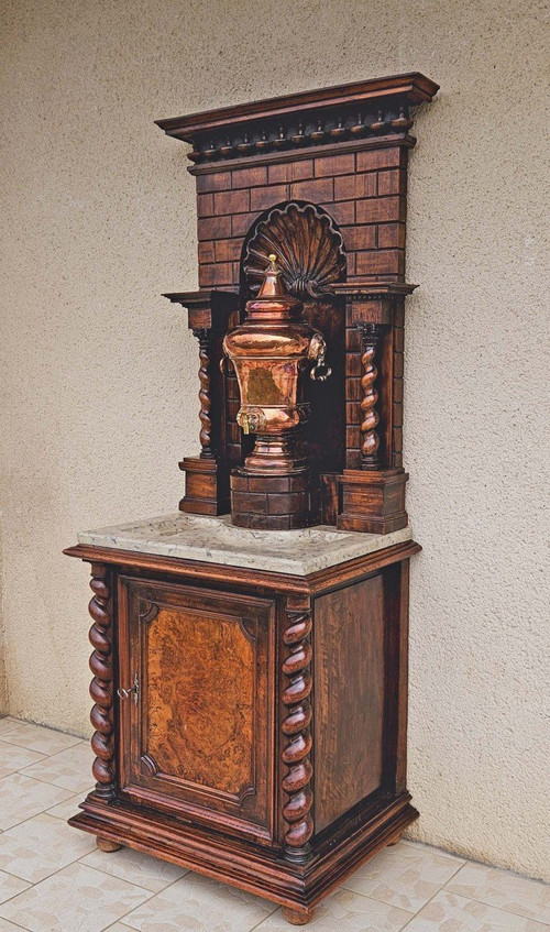 18th Century Fountain And Its Walnut Furniture