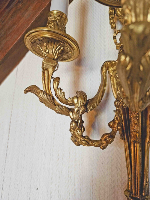 Gilded bronze wall lamp after Jean-charles Delafosse