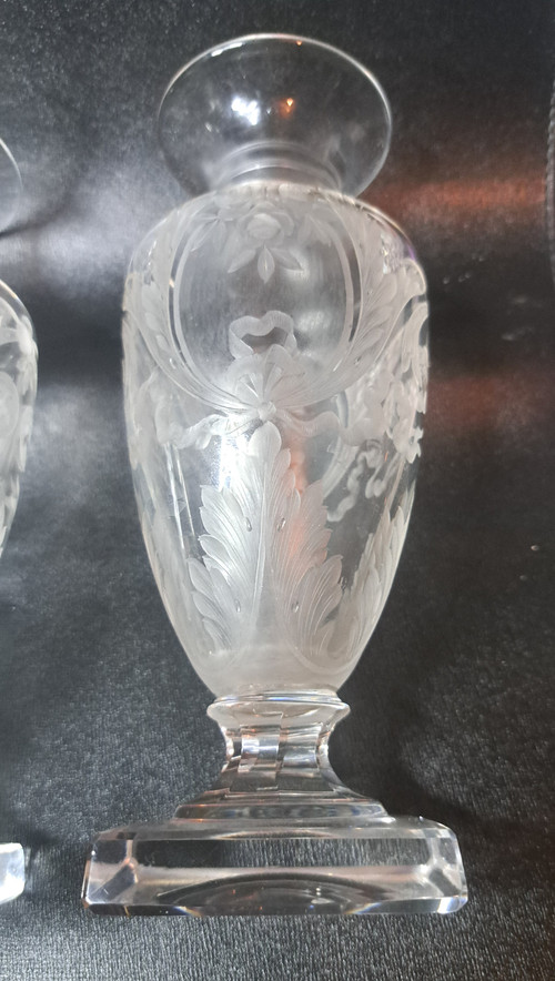 Paire de Vases balustre en cristal taillé de fleurettes et de rinceaux Napoléon 3