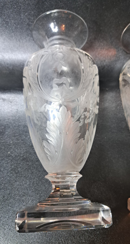 Paire de Vases balustre en cristal taillé de fleurettes et de rinceaux Napoléon 3