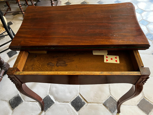 Table à jeux style Louis XV du XIXème siècle, pliante, avec tapis, en parfait état. 