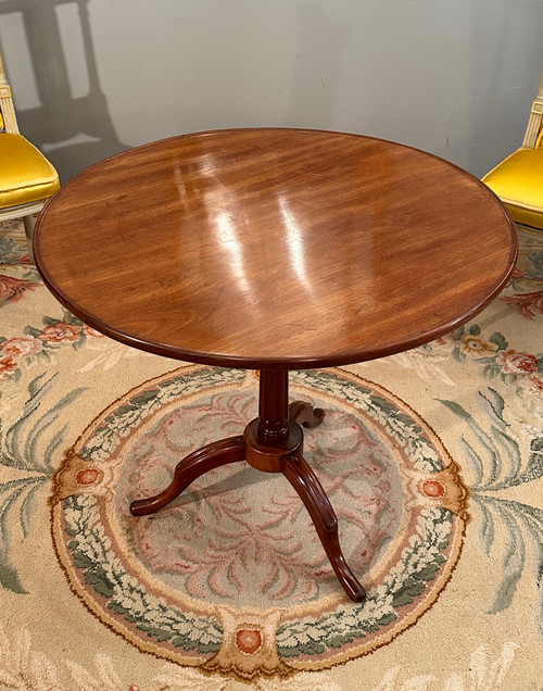 Louis XVI Mahogany Tilting Pedestal Table Circa 1780