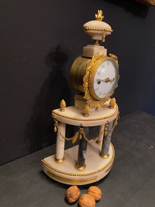 Pendule d'époque Louis XVI