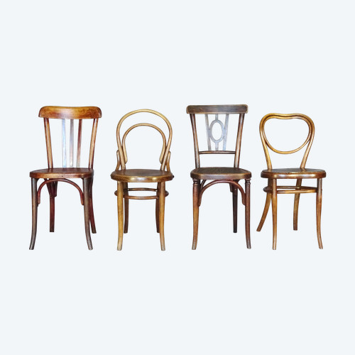 Set of 4 mismatched bistro chairs, 1900 to 1930 with wooden seats, Thonet, Baumann