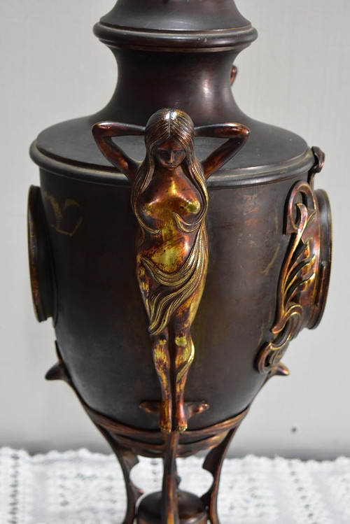 Regulate Vase Pendel, Jugendstil – 19. Jahrhundert