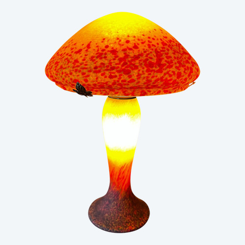 Glass paste lamp