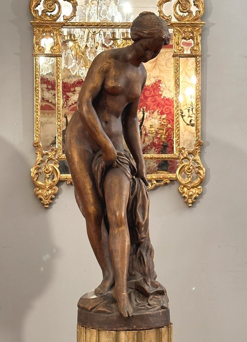 d'Après Etienne Maurice Falconet, Importante Sculpture En Fonte  La Baigneuse  (1716 - 1791)