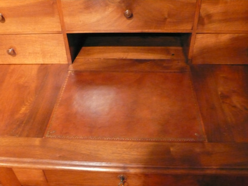 Louis-Philippe period walnut tiered desk