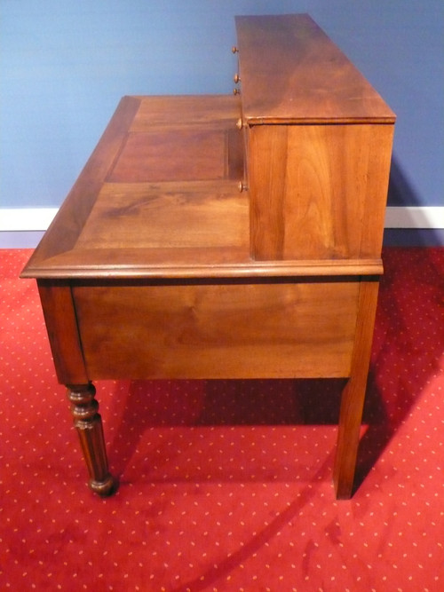 Louis-Philippe period walnut tiered desk