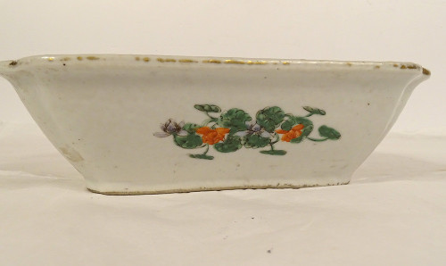 Covered Terrine China Green Family Characters Landscapes 18th century