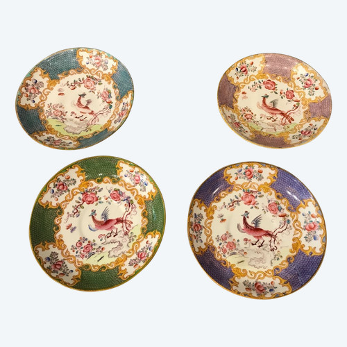 Set di 4 piattini in porcellana Minton del XIX secolo