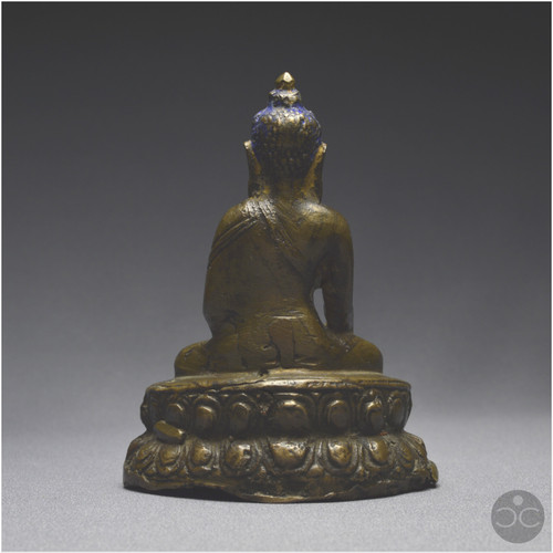 Tibet occidental, XIIIème-XIVème siècle, Représentation de Bouddha en bronze à patine brune 