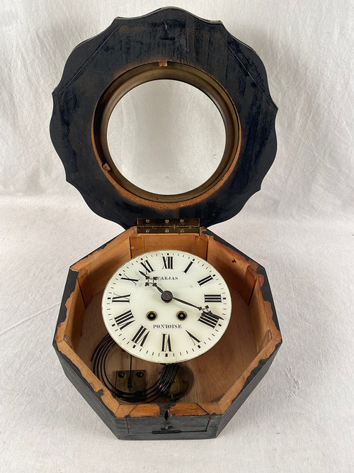 Orologio da parete con cornice curva in specchio inciso