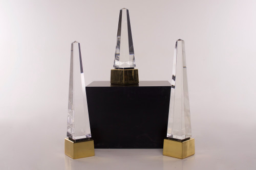 Obelisk" lamp in lucite.