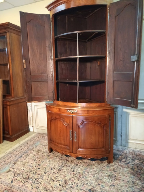 Large Louis XV 18th century corner cabinet