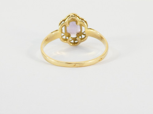 18-karat yellow GOLD ring with amethyst