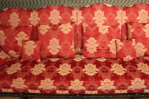 Riesiges Schloss-Sofa im Louis-XIII-Stil mit Ohren 3.05 cm Länge