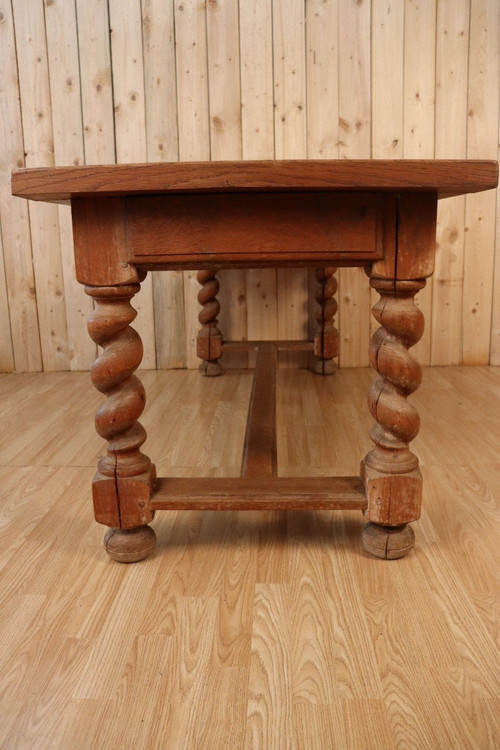 Large Farm Table Twisted Legs