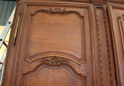 Grande Armoire De Château XVIII Eme