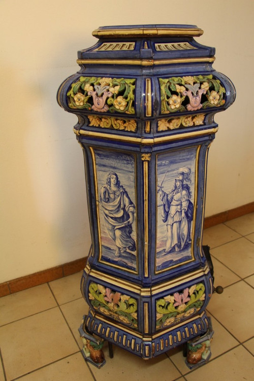 Stove In Toul-bellevue Earthenware, Decor By Auguste Majorelle