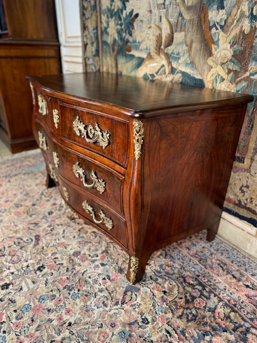 18th century Louis XV walnut chest of drawers