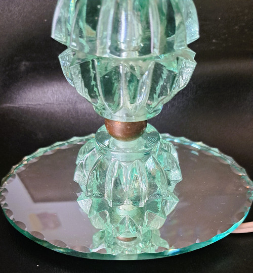 Lampe de chevet en cristal vert Attribuée à Jacques Adnet pour Bacarrat