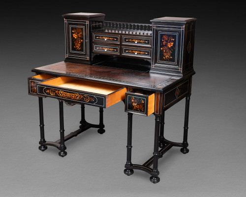 Bureau estampillé Charles Hunsinger (1823 - 1893) 